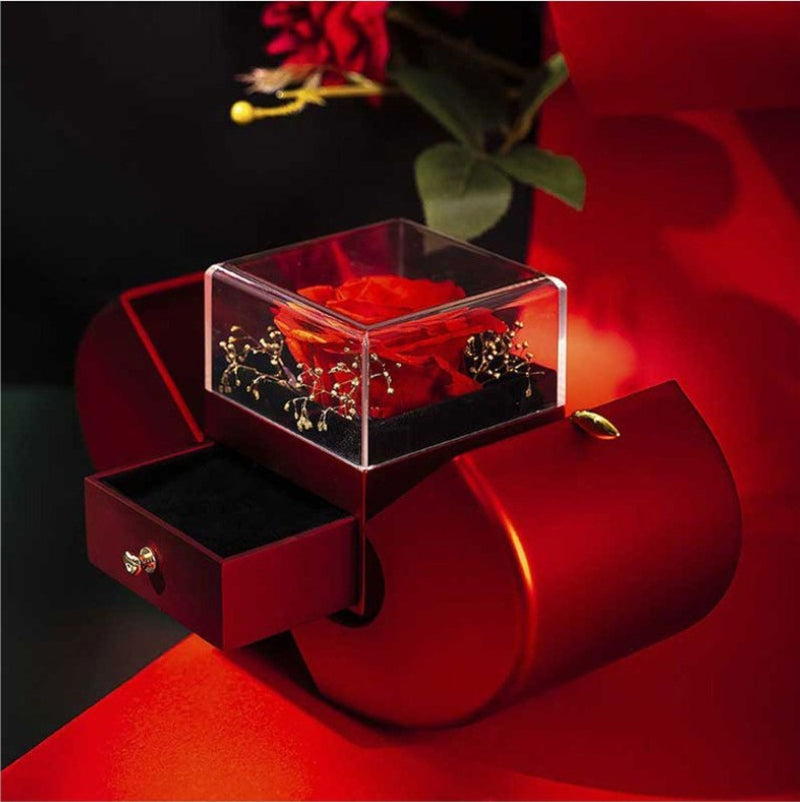  Jewelry Box and Necklace with Eternal Rose 