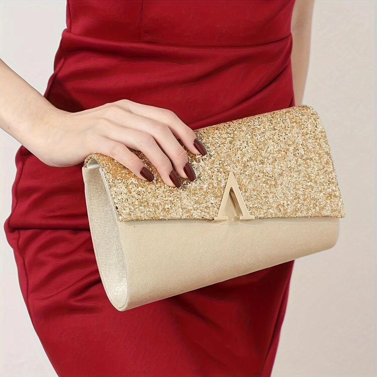 Gilded Glamour Set – Sparkling Jewelry & Luxe Flip-Cover Bag
